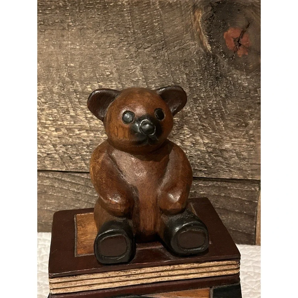 Vintage‎ Carved Wood Teddy Brown Bear Figurine on Books Nursery Paperweight